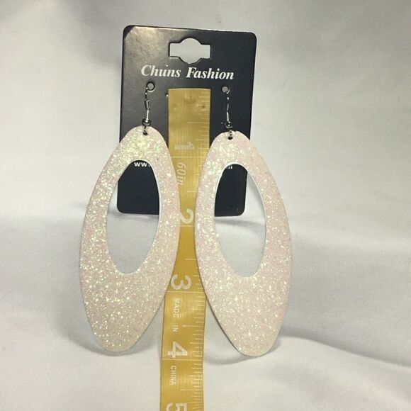 Glitter Fashion Dangle Earrings (UC3) - Picture 4 of 7